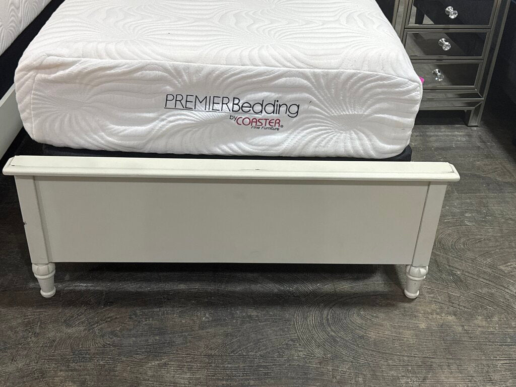 80990 (8530-10) Ashley Faelene Twin Bed Frame 43x80x52