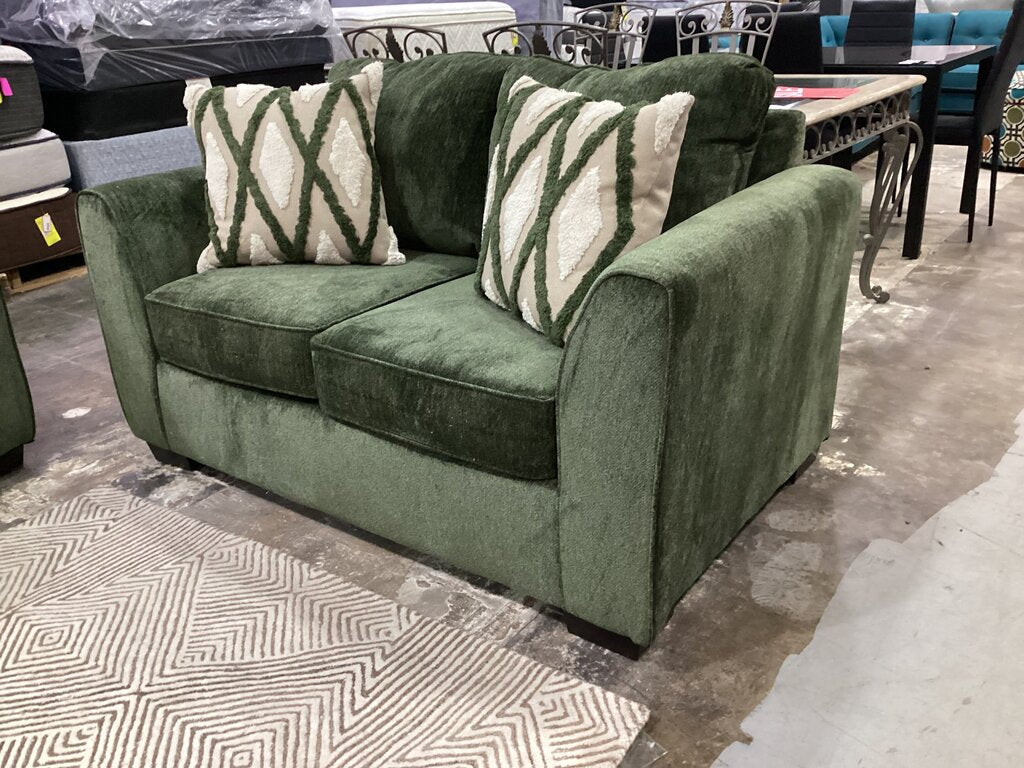 Athena Basil NEW Loveseat 64x38x38 (4302)