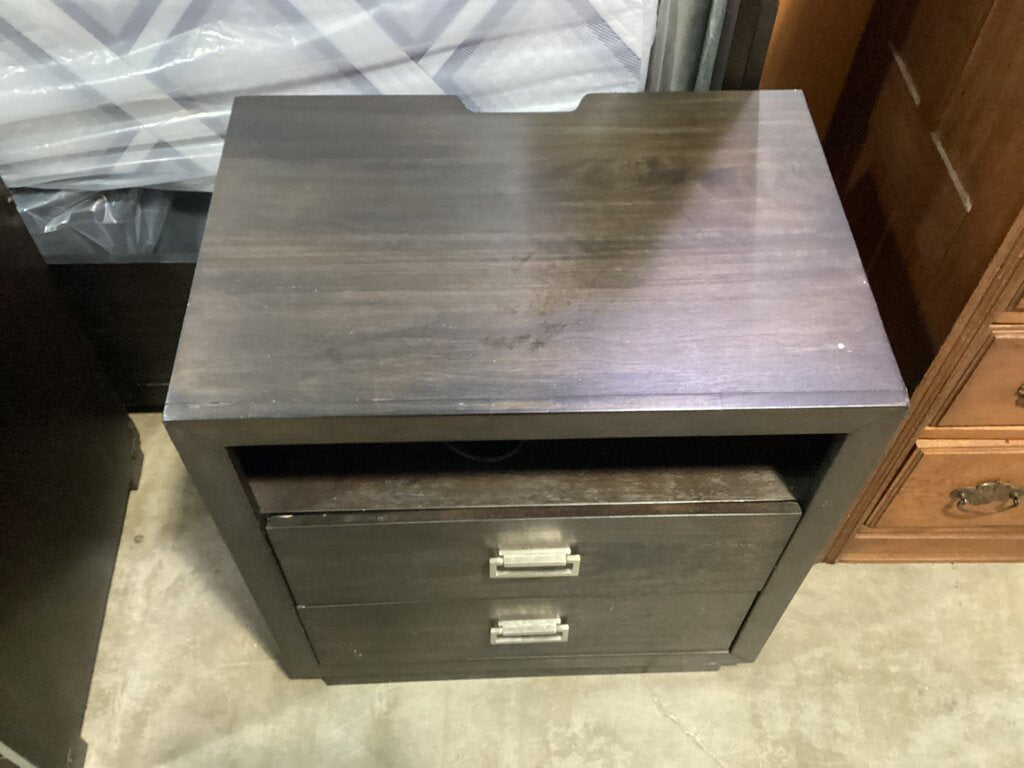 80985 - Ashley Hyndell 2 Drawer Nightstand 26x18x28