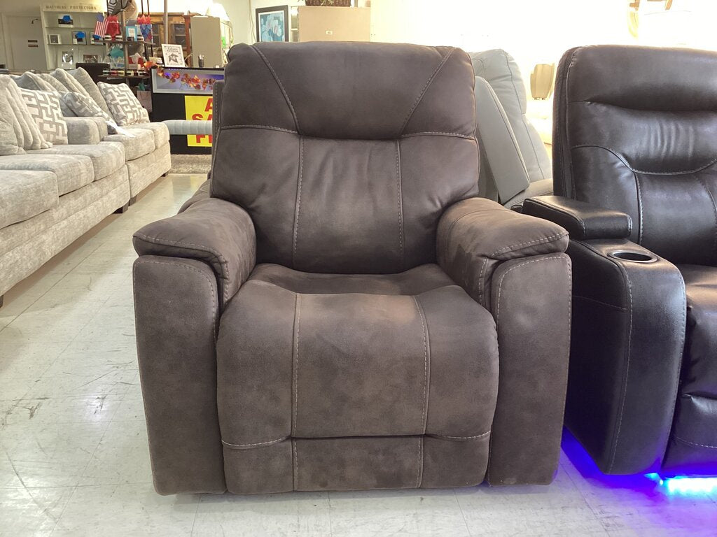 80516 Steve Silver Power Recliner 38x30x40