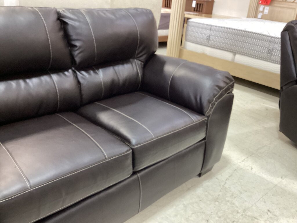 Austin Chocolate NEW Sectional 114x91x38 (5651-52)