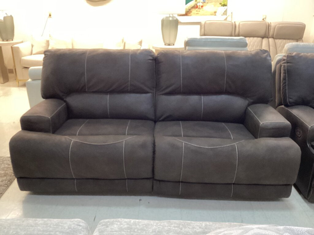 85015 - Ashley Kitchling Power Reclining Sofa 82x36x39