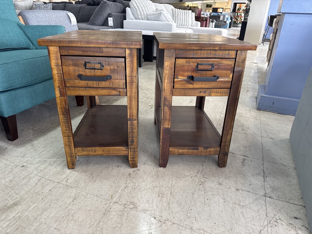 85041 - Sonoma Creek Pair of Chairside End Tables 16x24x25