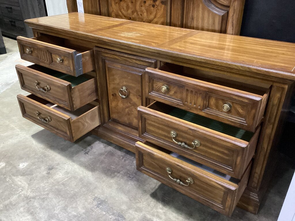 85053 - Wooden Vintage Dresser 72x19x32