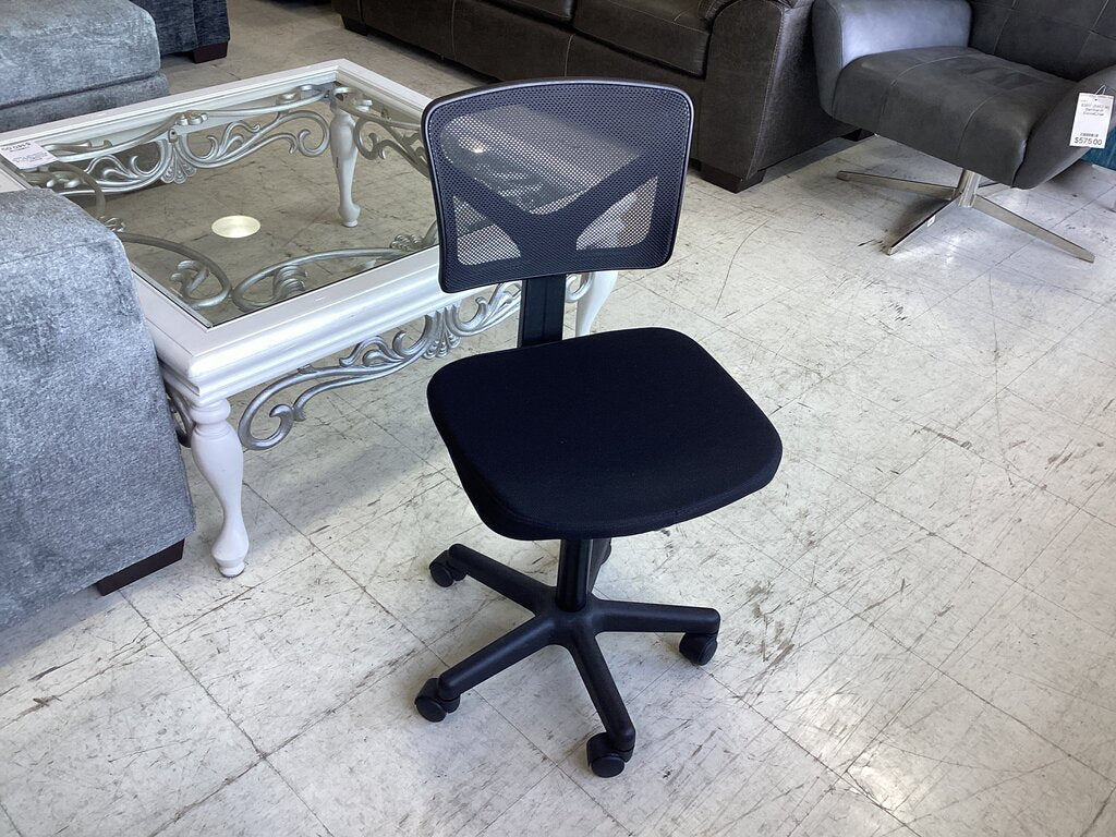 85059 Rolling Desk Chair 17x18x34