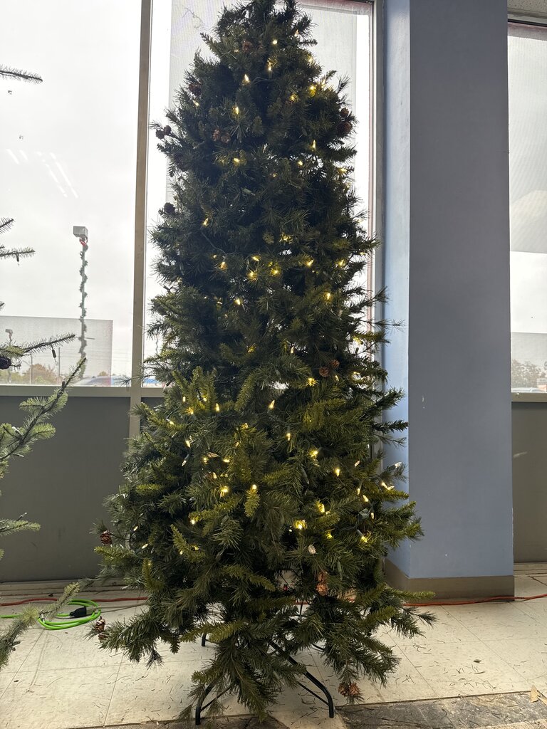 85180 - 8ft Christmas Tree