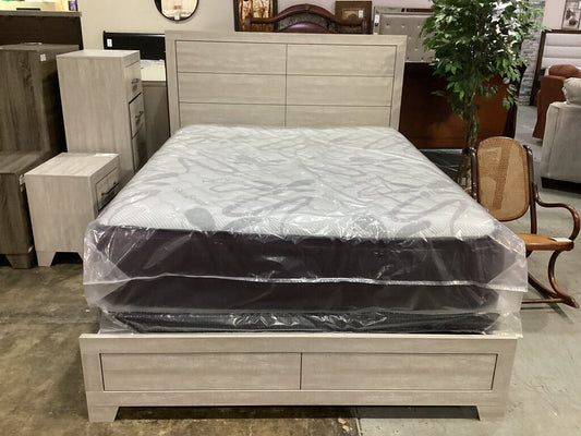 Westwind NEW Queen Bed Frame 63x83x54 (123030)