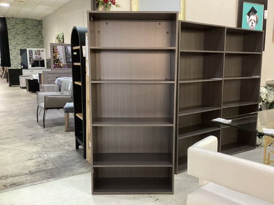 85291 - Tall Bookcase 31x13x66