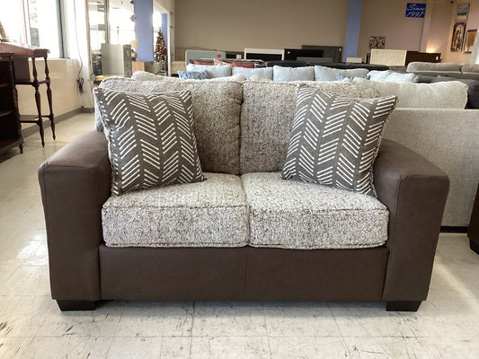 Shearling Mocha NEW Loveseat 66x37x38