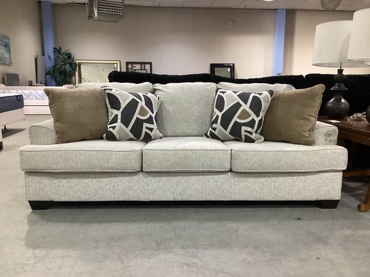 85442 - Ashley Heartcort Sofa 97x40x38