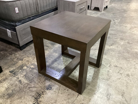 85517 - Ashley Watson Square End Table 24x24x24