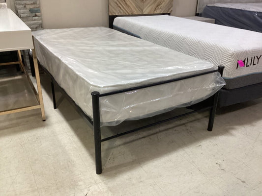 85531 - Twin Platform Bed Frame 40x79x21