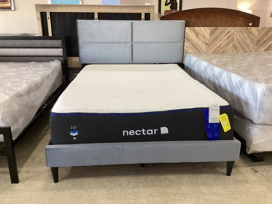 Silver Upholstered Full Platform Bedframe 57x80x47 (CFS9426-F)