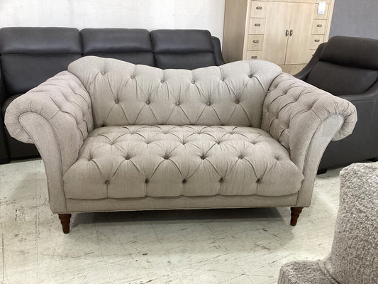 85679 Chesterfield Button Tufted Loveseat 69x36x34