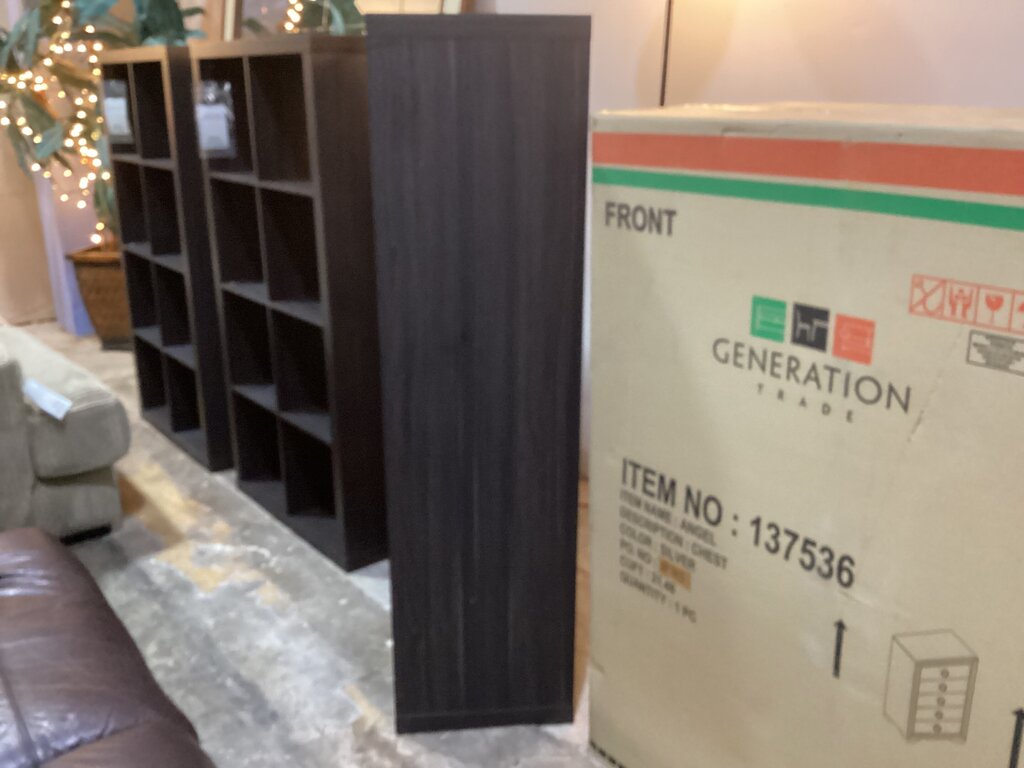 85689 - 8 Cube Shelf Cubbies 30x15x57