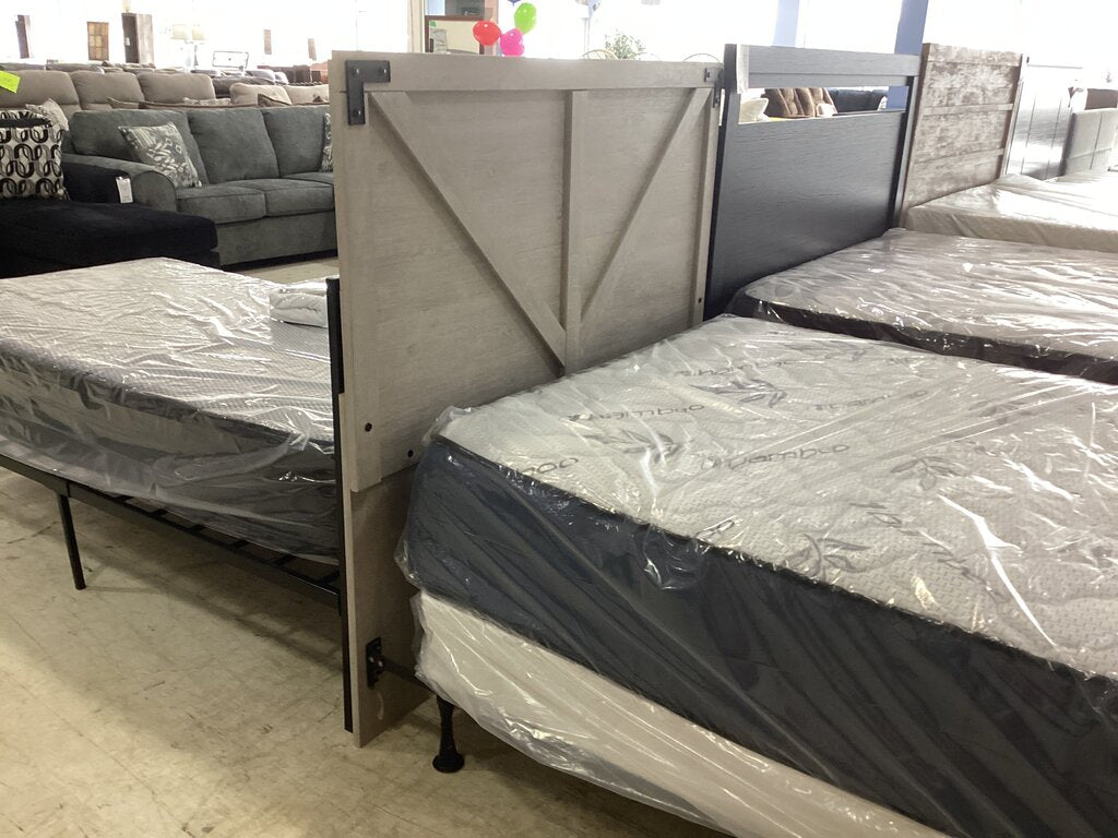 85629 - Ashley Crossbuck Full Size Headboard 56x2x53