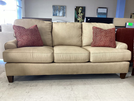 85755 - King Hickory Sofa Tan 84x36x38