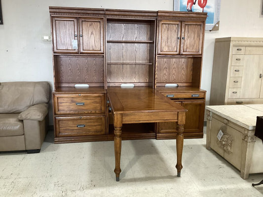 85740 - Ashley Wall Desk 91x70x76