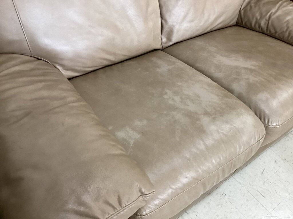 85776 (8539-1) Tan Leather Loveseat 65x37x34
