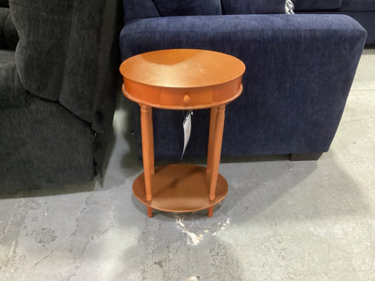 85772 Small Oval Accent Table 16x11x26