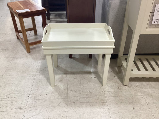 85782 White Tray Table 21x14x18