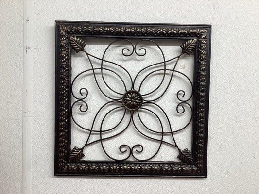 85461 Small Metal Wall Art 17x18