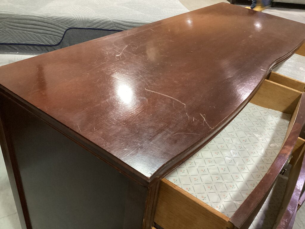 85822 - Vintage Mahogany Dresser 56x21x35