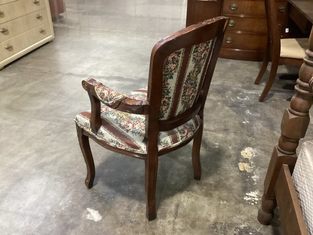 85832 - Vintage Accent Arm Chair 24x20x37