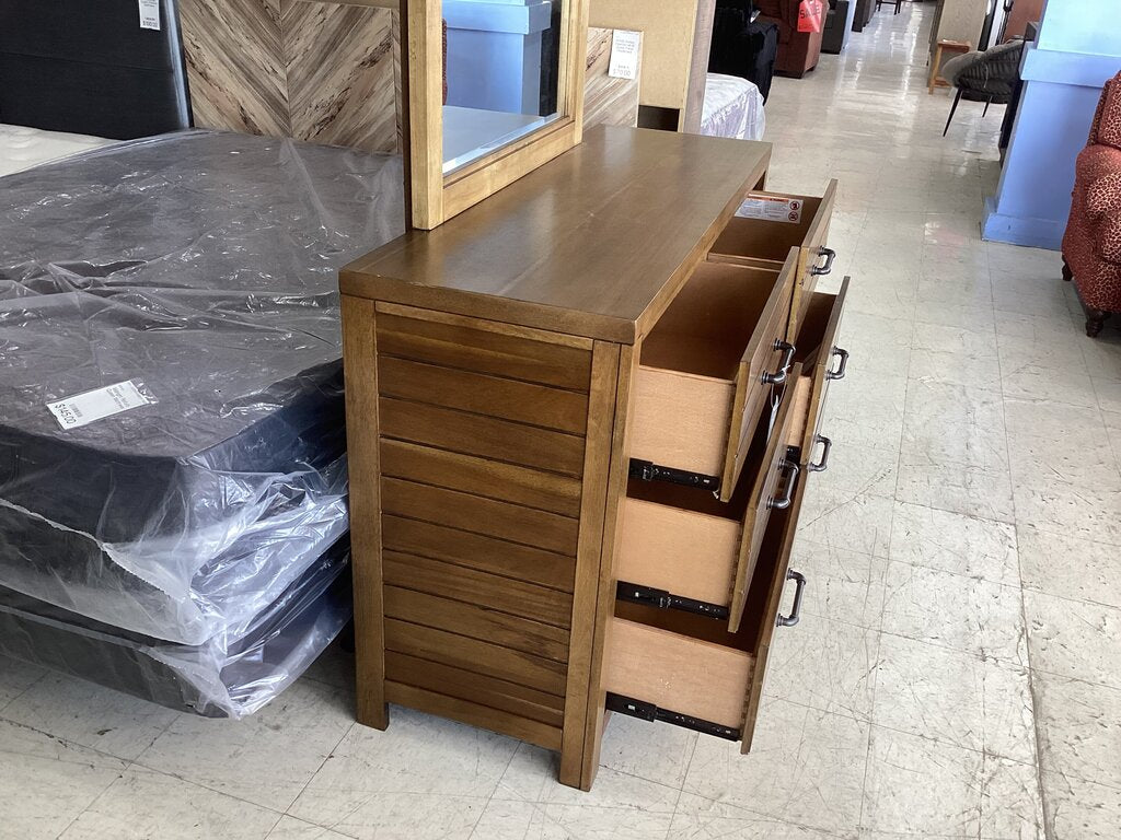 85953 - Legacy Summer Camp 6 Drawer Dresser w/Mirror