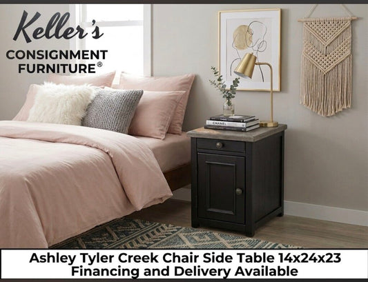86082 - Ashley Tyler Creek Chairside Table 14x24x23