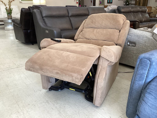86113 Ultra Comfort Lift Chair 36x33x46