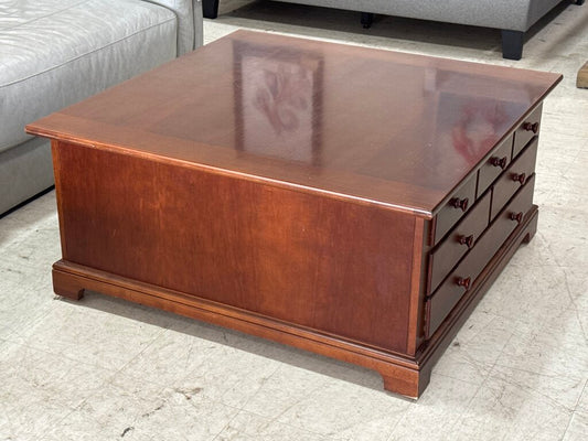86163 - Stanley Storage Cocktail Table 38x38x18