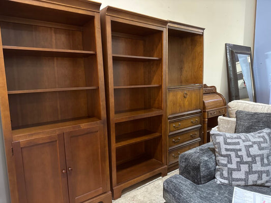 86160 - Tall 5 Shelf Wood Bookcase 32x16x75