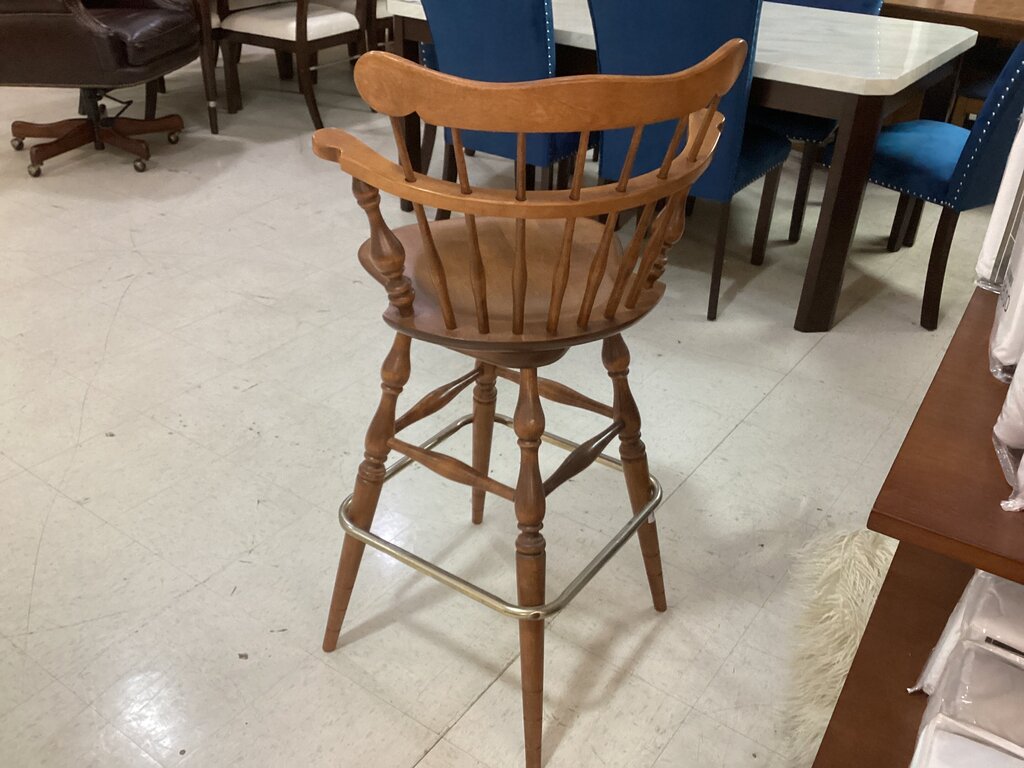 86201 - Ethan Allen Bar Chair 22x17x41