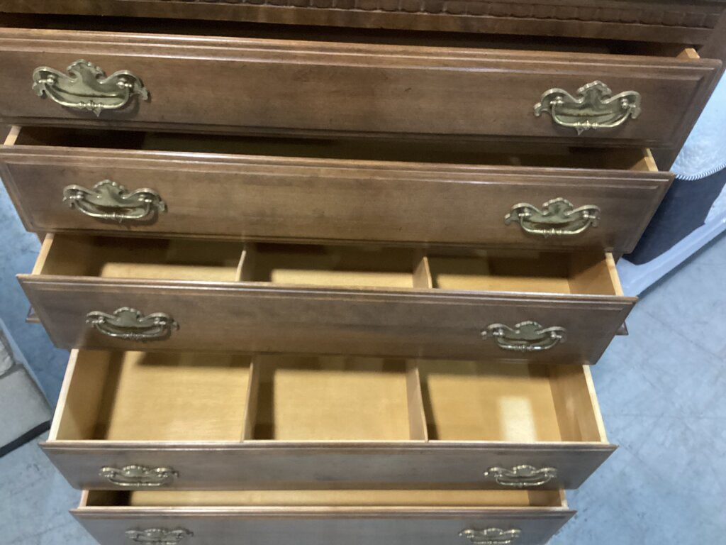 86203 Ethan Allen Classic Manor 15-5205 Chest (40x20x55)