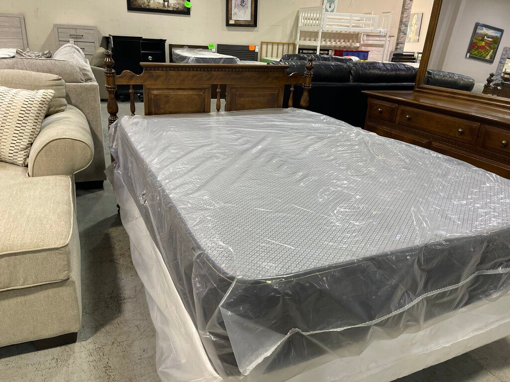 86204 - Ethan Allen Classic Manor Full Size Headboard wRails 56x2x42