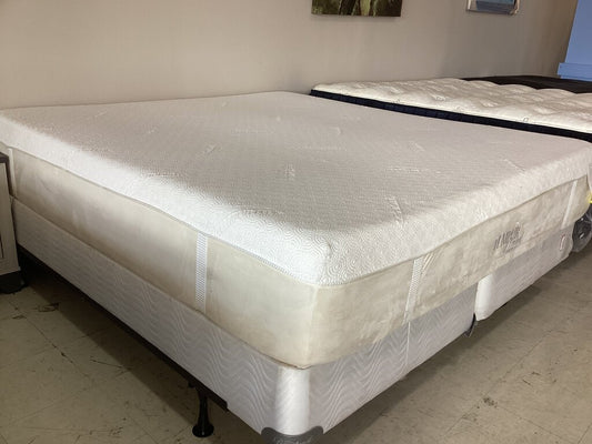 85554 - Tempur Pedic Cloud King Mattress