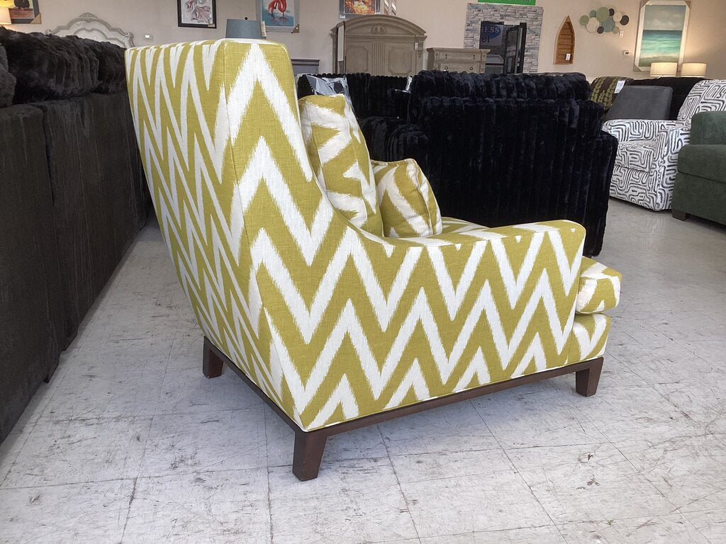 86271 - Chevron Wingback Chair 33x44x39