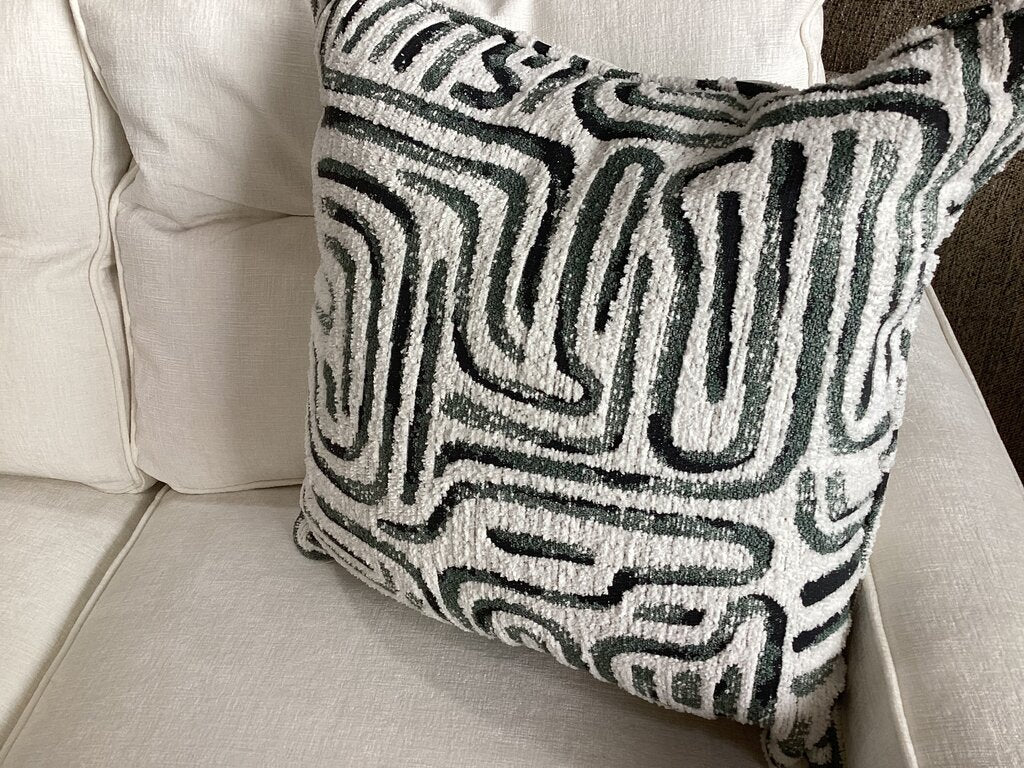 Braves Cream NEW Sofa 84x37x36 (71003-5866)