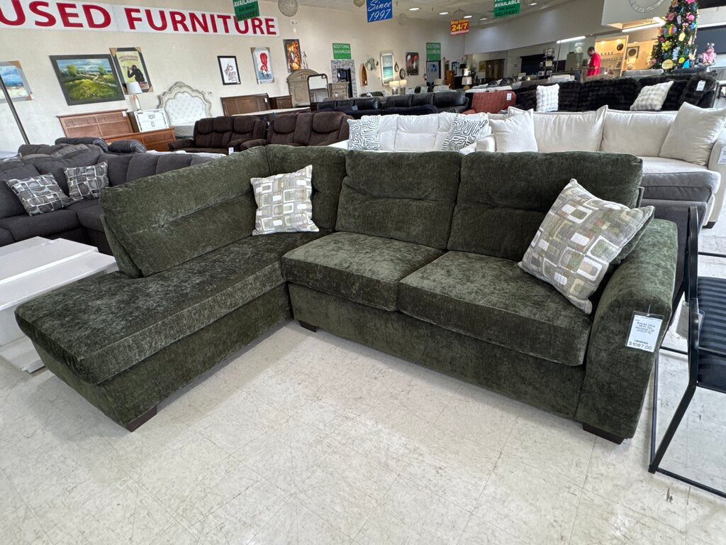 Braves Olive NEW 2pc Sectional LSF w/Ottoman 113x82x40 (23023-12)