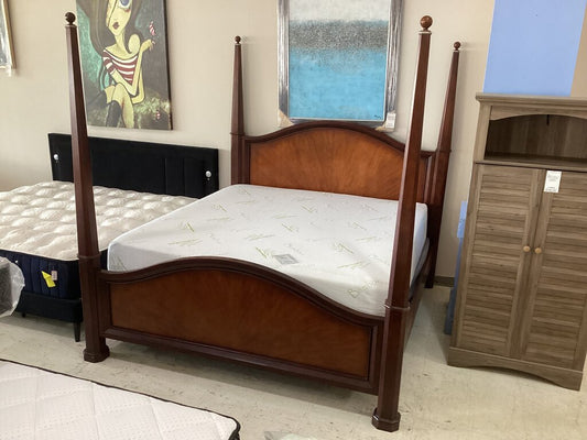 86375 King Post Bed Frame 84x92x86