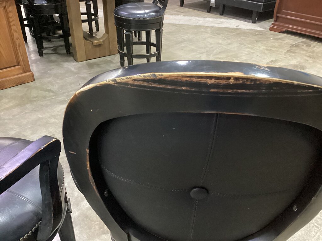 86389 - Hillsdale Swivel 24inch Counter Arm Chairs 22x19x43