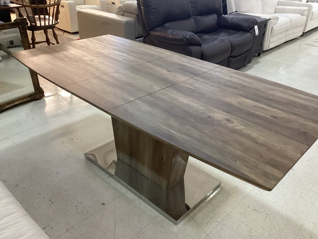 Brown Dining Table w/Butterfy Leaf