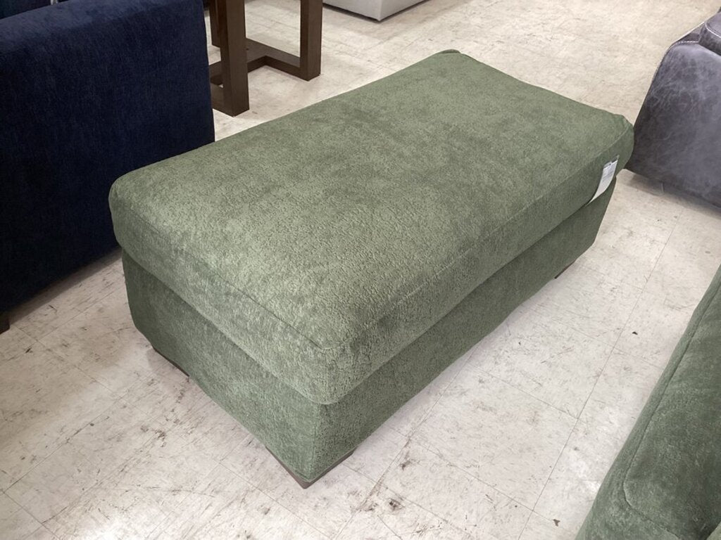 Patagonia Moss NEW Chair 1/2 with Ottoman 48x38x38, 26x49x19