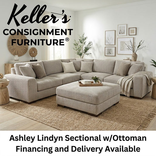 86424 Ashley Lindyn Sectional w/Ottoman (133x133x38 - 51x51x18)