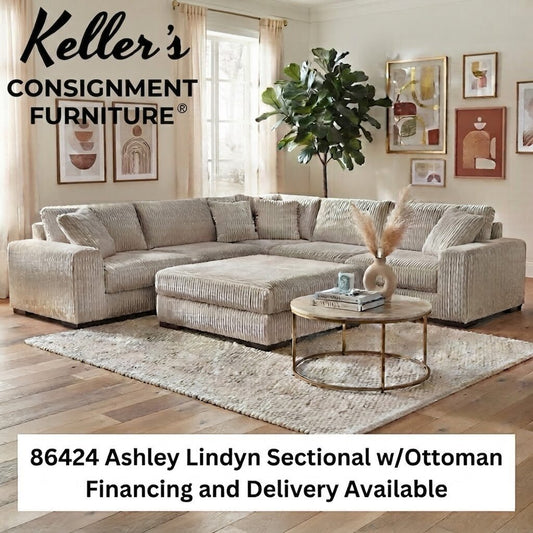 86424 Ashley Lindyn Sectional w/Ottoman (133x133x38 - 51x51x18)