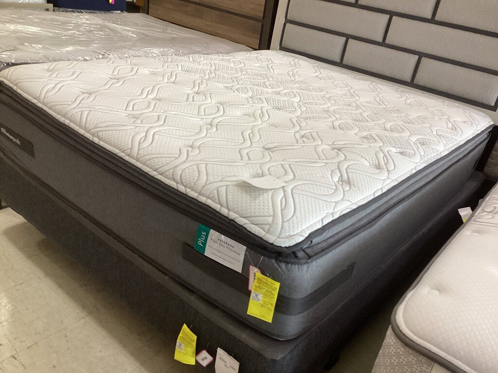 86458 - Sealy Posturepedic Deveraux Queen Mattress