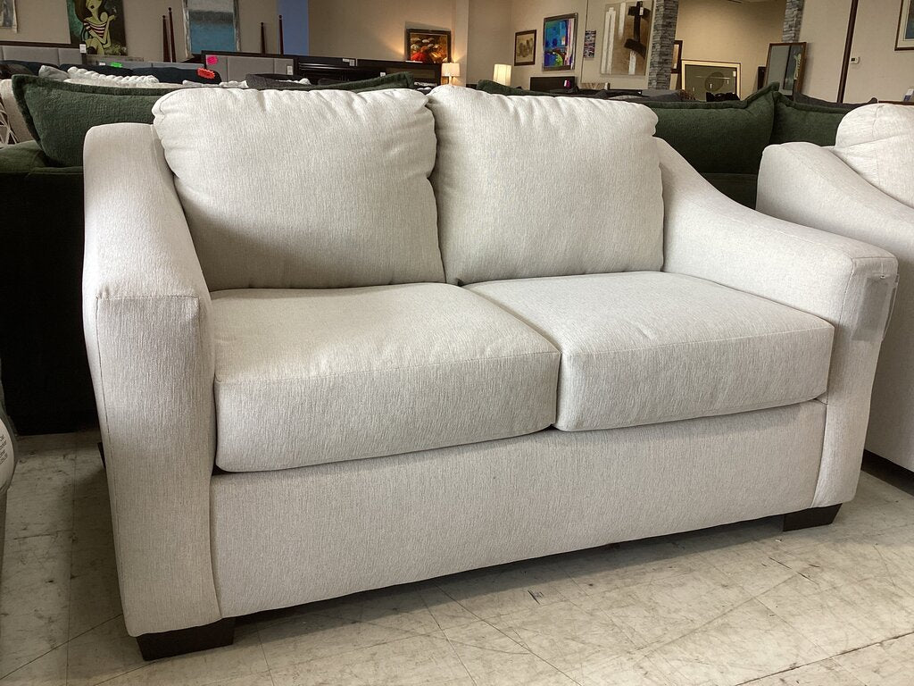 Pearson Ecru NEW Loveseat 61x37x37 (5202)
