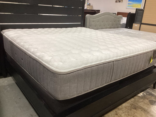 86244 - Stearns & Foster Master Craftsman Estate King Mattress