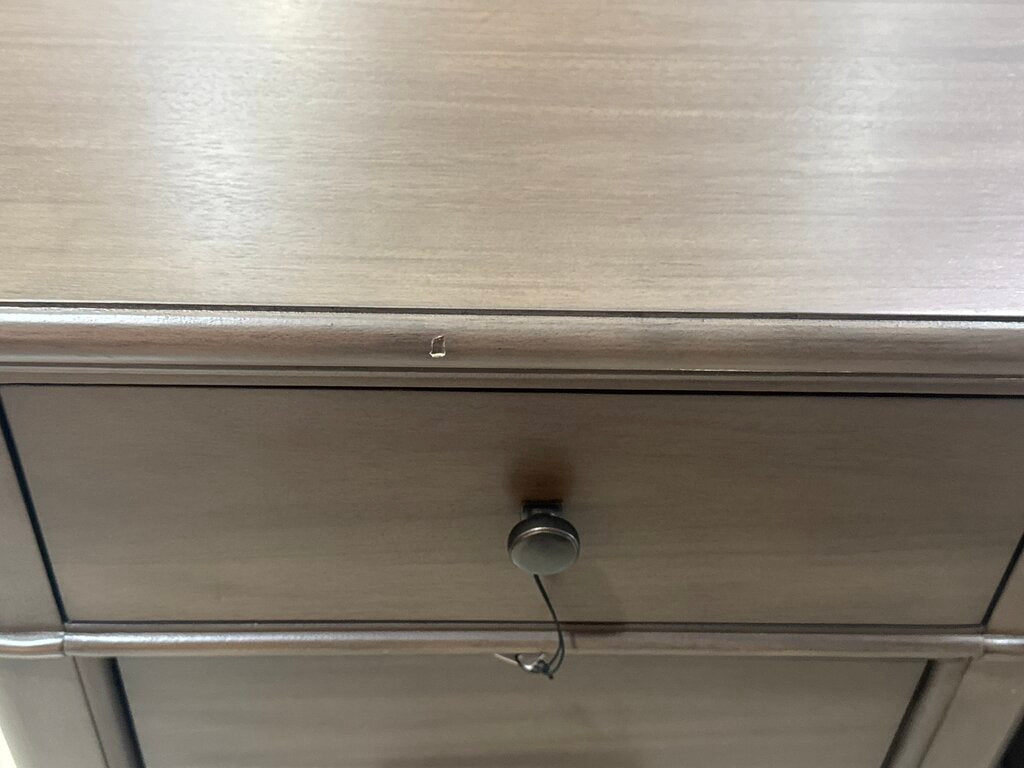 86615 - Pair of Nightstands 26x18x27